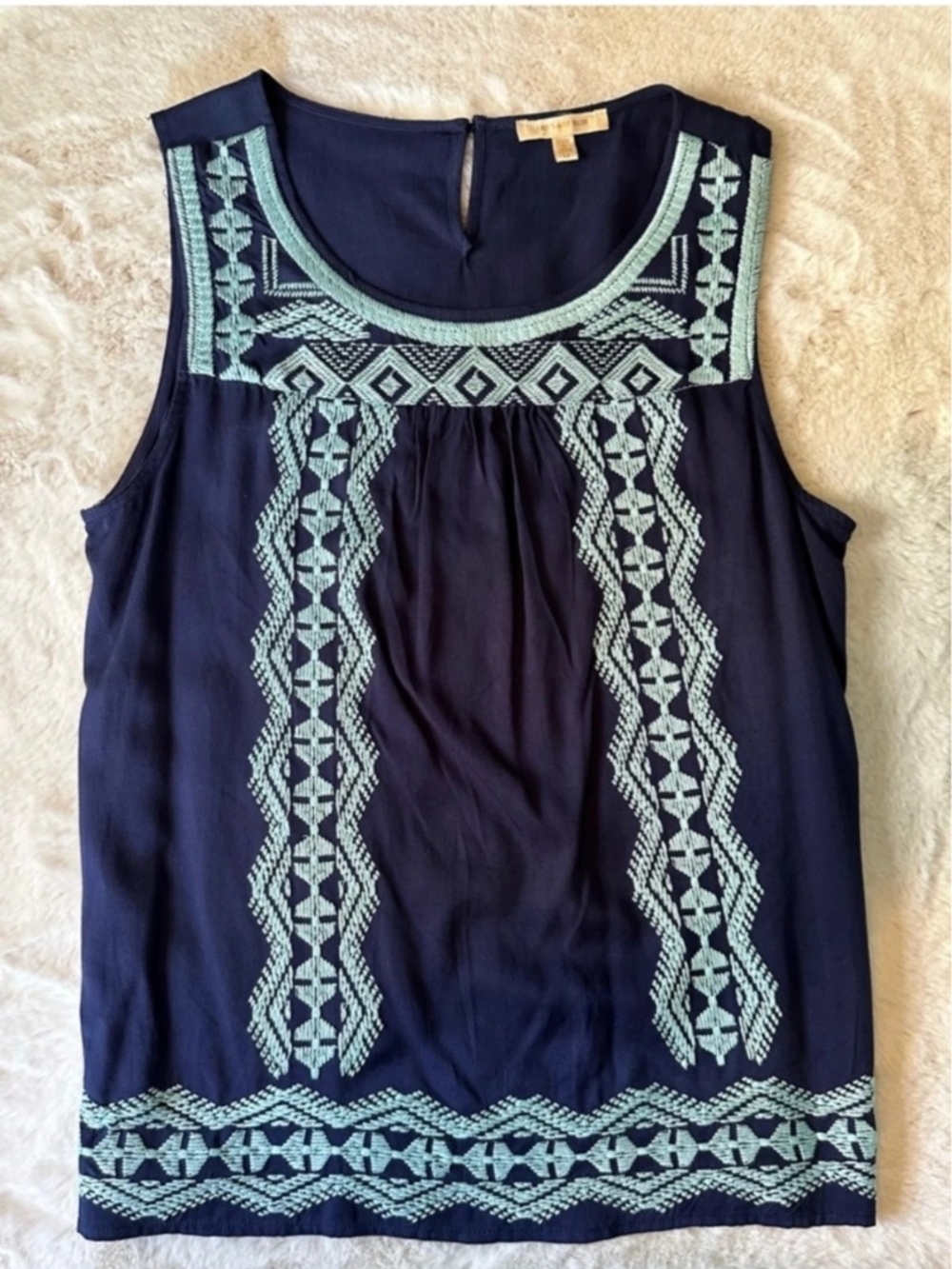 Skies Are Blue Embroidered Boho Tank | Navy & Mint | Size M | EUC